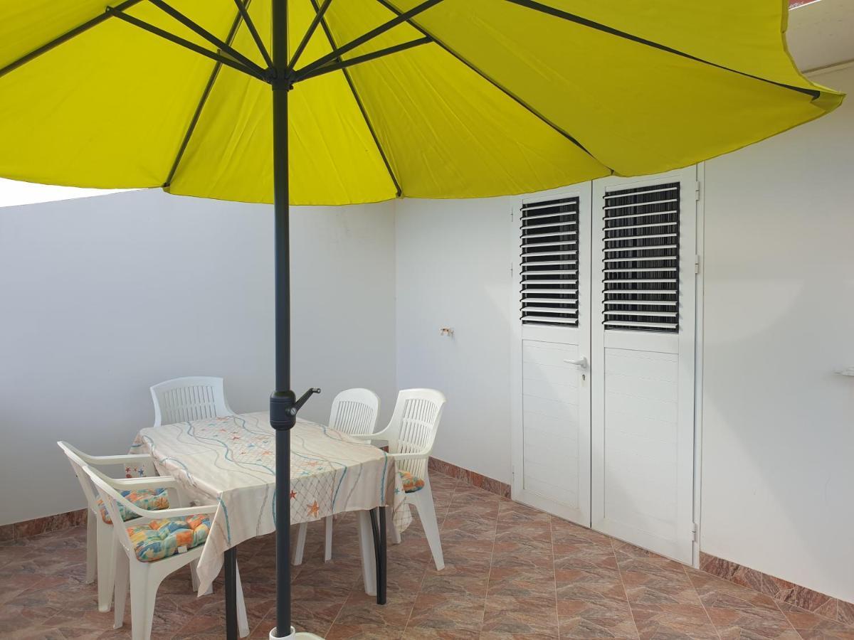 Apartmani Volaric Pag Pag Town Extérieur photo